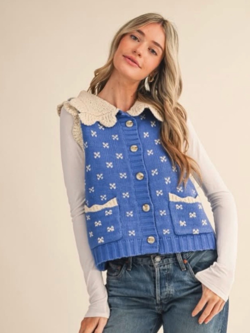 &merci Blue & Cream Knit Sweater Vest Scalloped Collar, Medium